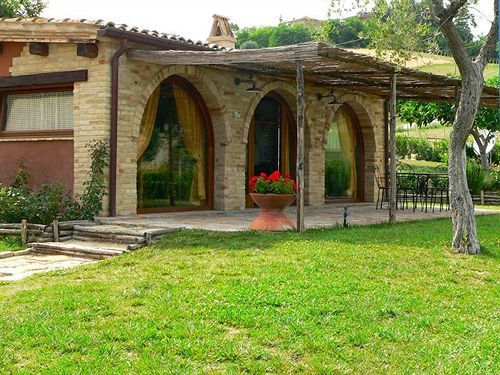 פרמו Agriturismo Fiore Di Campo מראה חיצוני תמונה